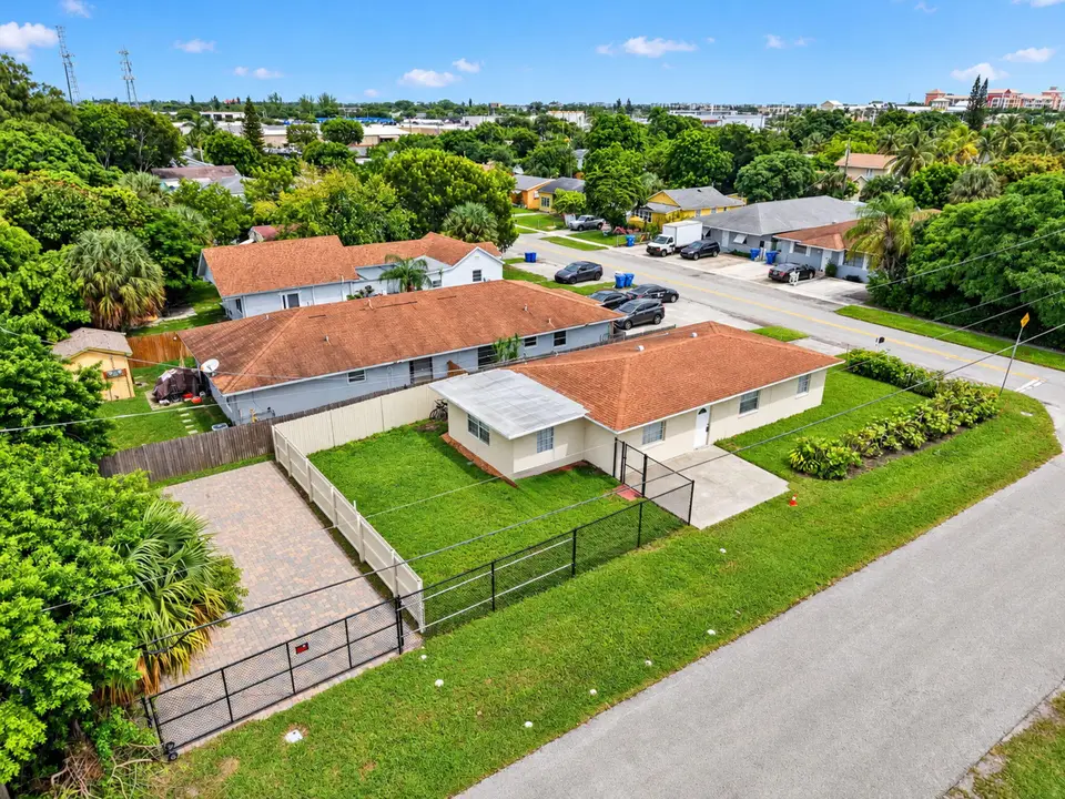 603 N Broadway, Lantana, FL 33462