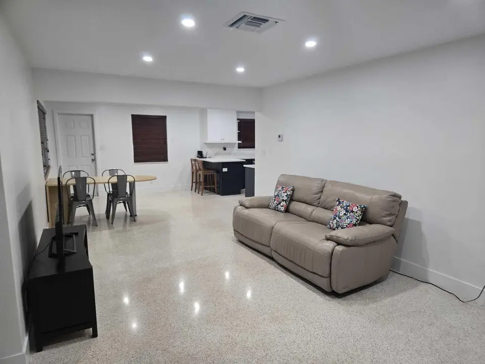 1140 SW 32ND Street, Fort Lauderdale, FL 33315