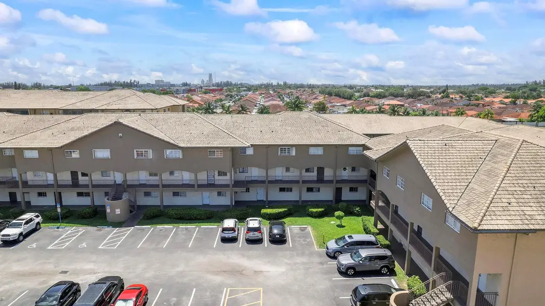 8851 NW 119th Street 5105, Hialeah, FL 33018