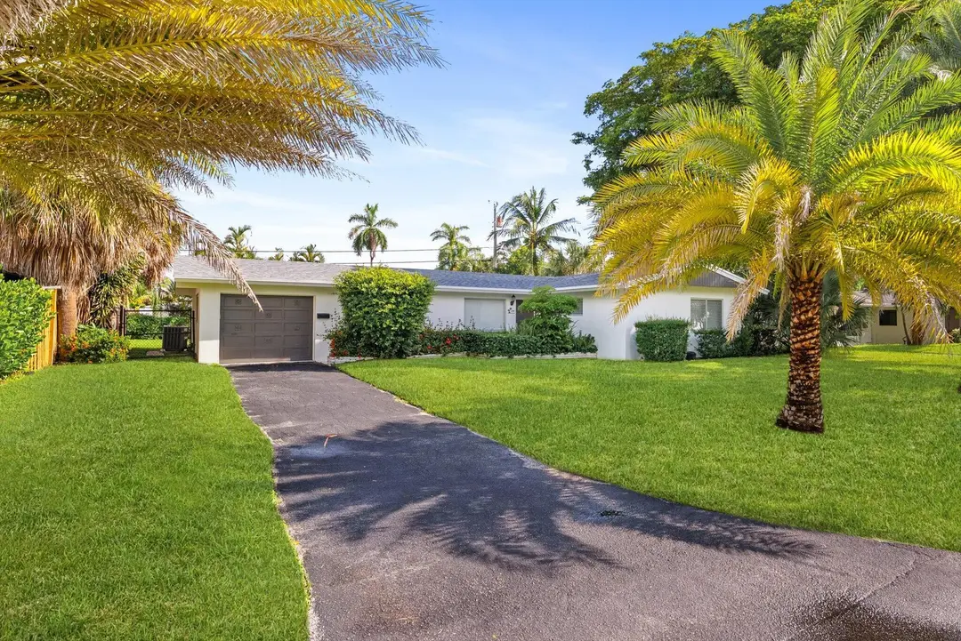 1341 SE 4th Court, Deerfield Beach, FL 33441