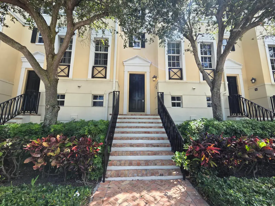 75 NE 5TH Avenue M, Delray Beach, FL 33483