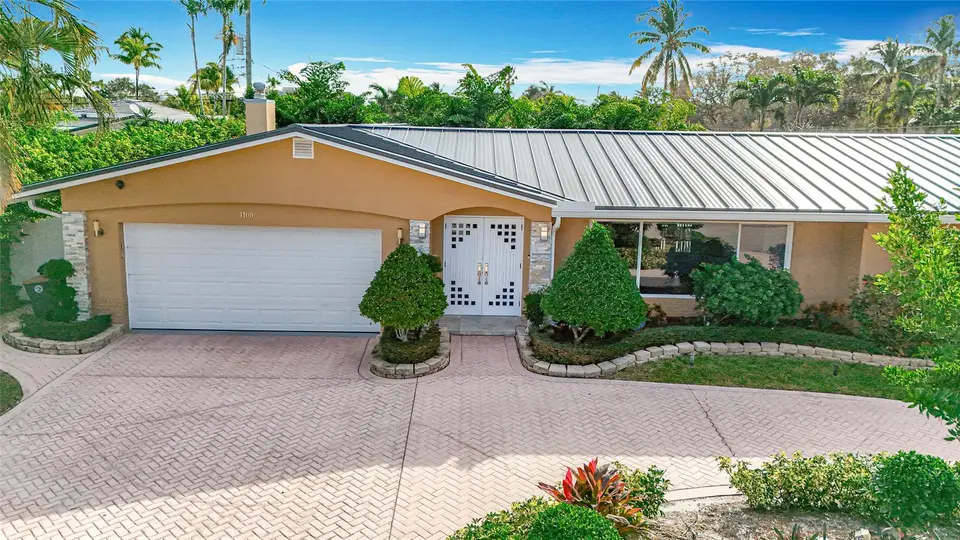 4100 NE 25TH Avenue, Lighthouse Point, FL 33064