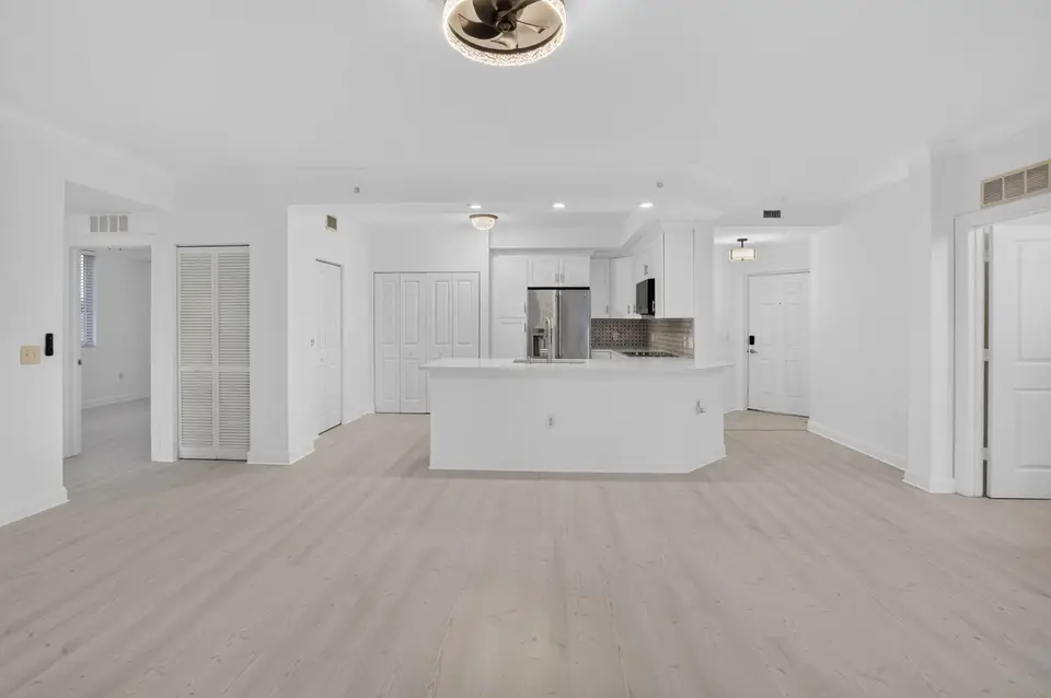 1690 RENAISSANCE COMMONS Boulevard 1201, Boynton Beach, FL 33426