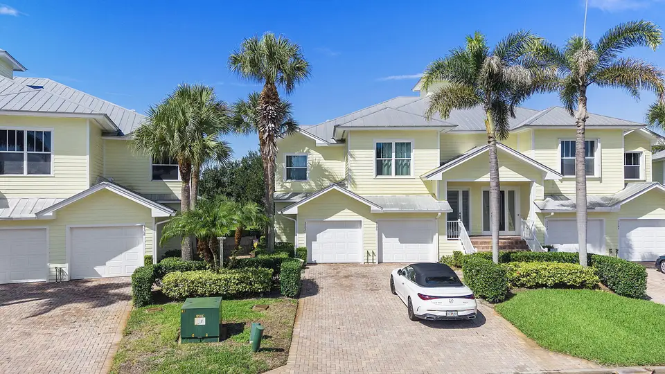3502 SW Sawgrass Villas Drive 5-A, Palm City, FL 34990