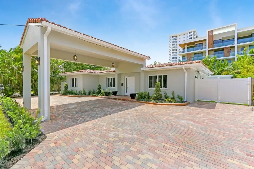 3025 Center Avenue, Fort Lauderdale, FL 33308