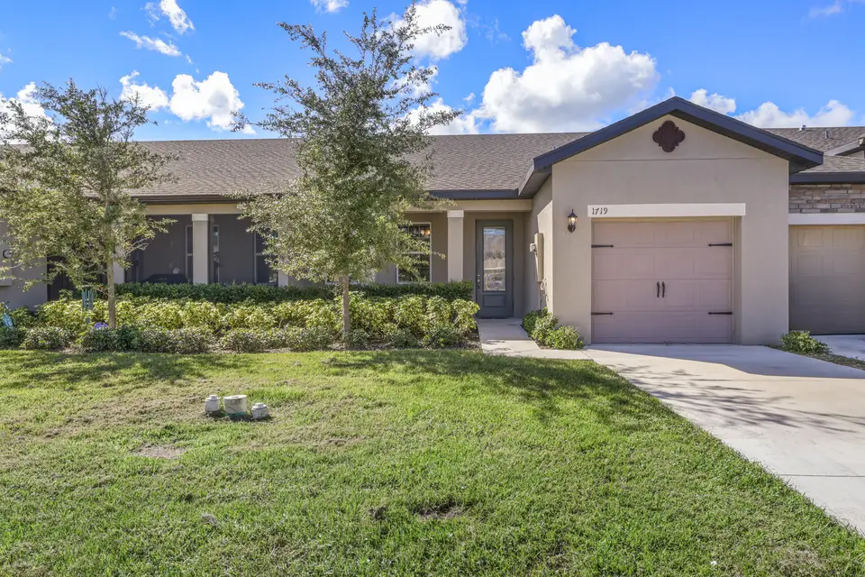 1719 PARTY Place, Fort Pierce, FL 34947
