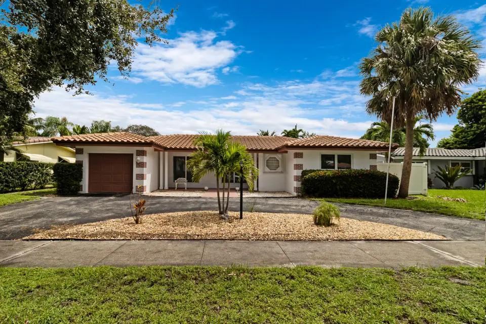 6500 NE 21ST Drive, Fort Lauderdale, FL 33308