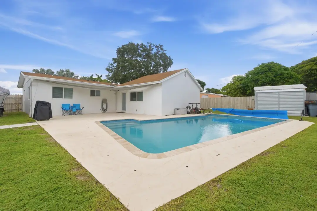 4999 SW 6TH Street, Margate, FL 33068