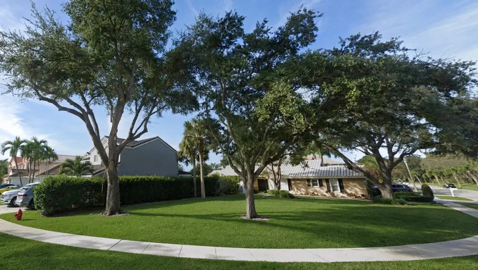 10356 SUNSTREAM Lane, Boca Raton, FL 33428