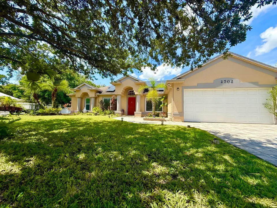 2702 SERENITY Circle N, Fort Pierce, FL 34981