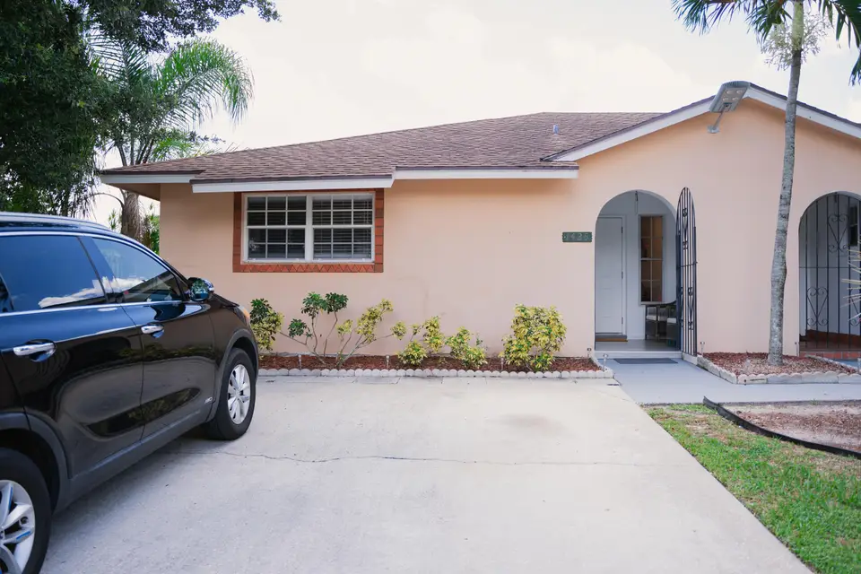 1425 RIVERSIDE Circle, Wellington, FL 33414