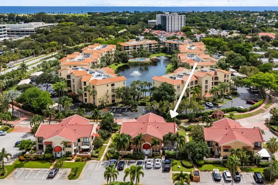 24 Uno Lago Drive, Juno Beach, FL 33408
