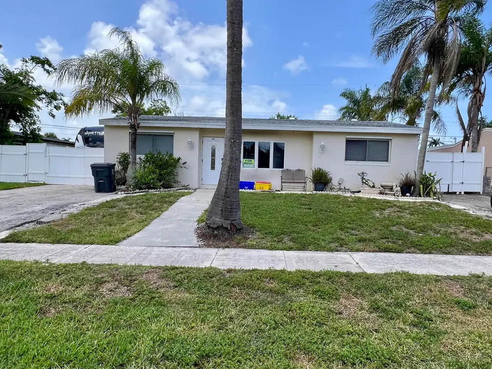 591 Tallulah Road, Lake Worth, FL 33462