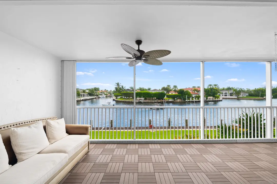 390 N FEDERAL Highway 202, Deerfield Beach, FL 33441