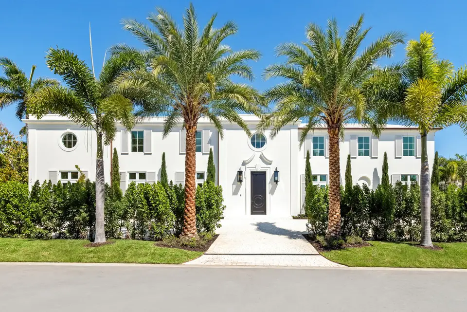 301 Plantation Road, Palm Beach, FL 33480