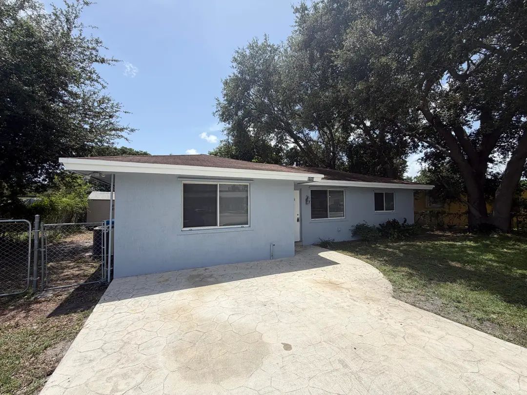 5900 SW 26TH Street, West Park, FL 33023