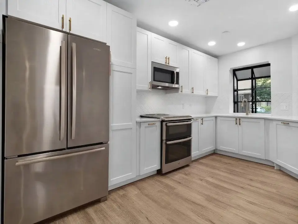 5250 EUROPA Drive B, Boynton Beach, FL 33437