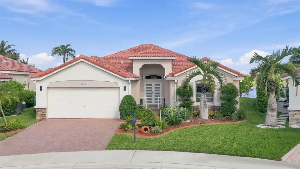 1295 WINDSOR Lane, Weston, FL 33327