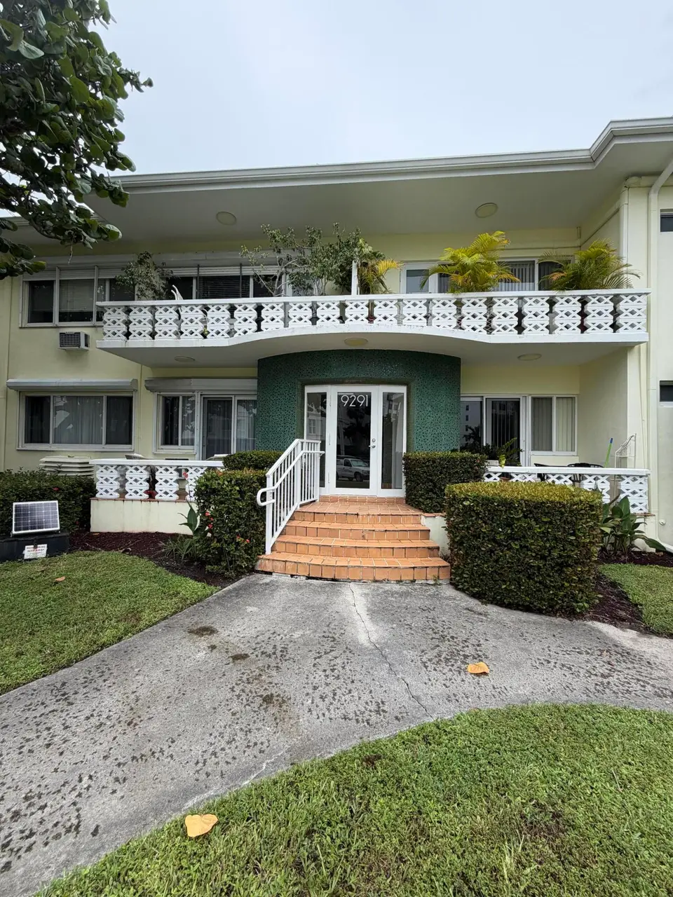 9291 W Bay Harbor Drive 8, Bay Harbor Islands, FL 33154