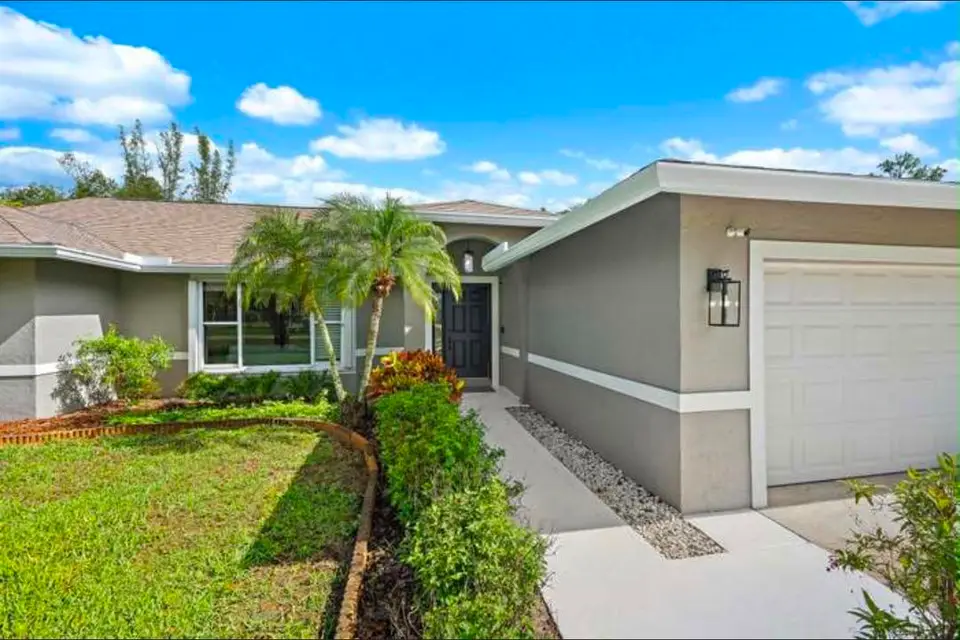 12177 86TH N, The Acreage, FL 33412