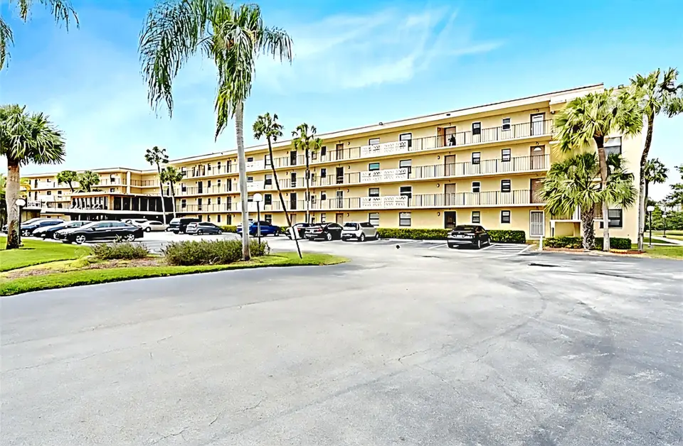 9355 SW 8TH Street 212, Boca Raton, FL 33428