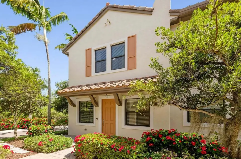 3351 NW 126th Avenue, Sunrise, FL 33323
