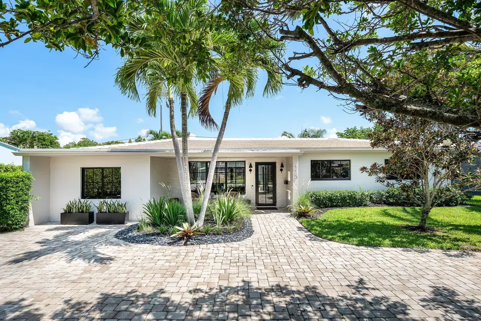 115 BONNIE BRIAR Lane, Delray Beach, FL 33444