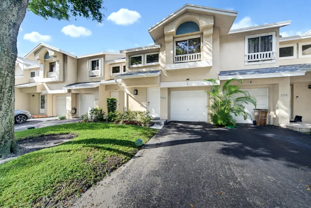 2276 DISCOVERY Circle W 2276, Deerfield Beach, FL 33442