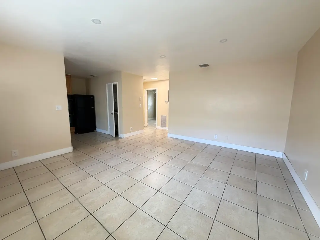 905 SE 15TH Street 2, Fort Lauderdale, FL 33316