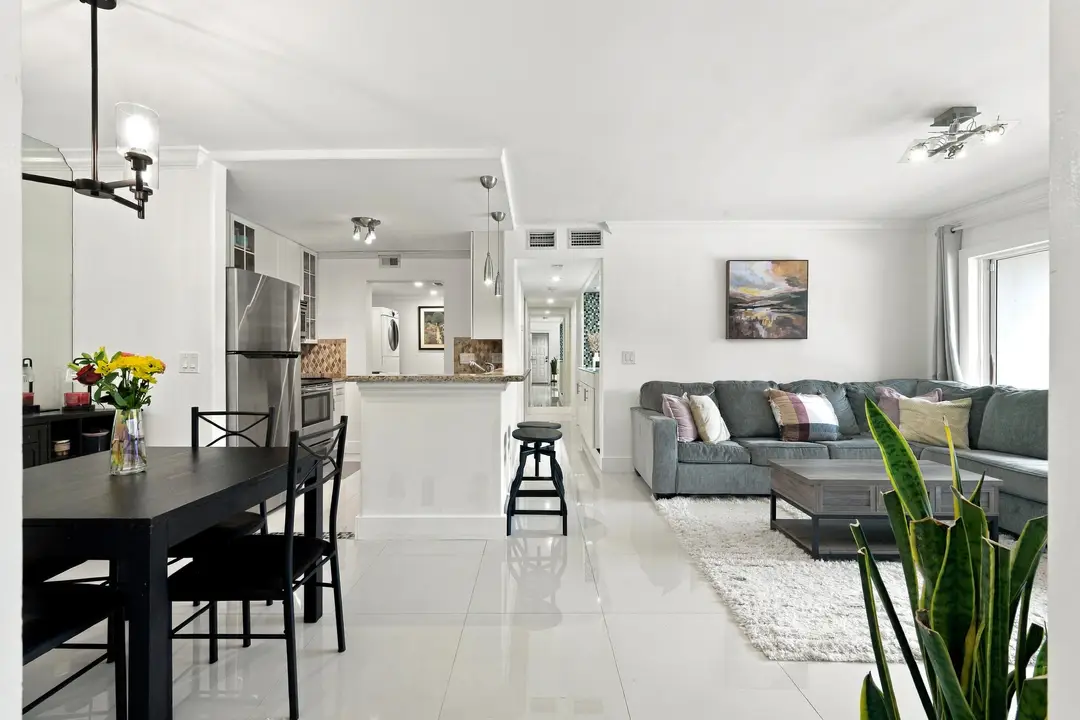 13771 Oneida Drive D2, Delray Beach, FL 33446