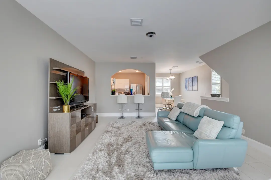 71 NW 4th Avenue, Delray Beach, FL 33444