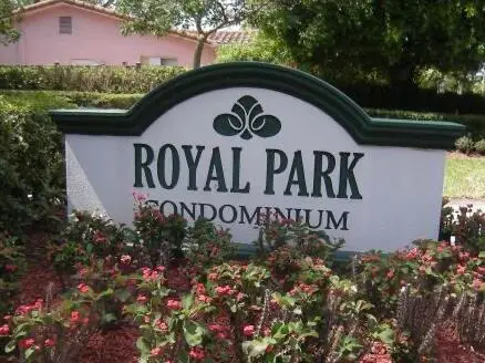 107 ROYAL PARK Drive 2E, Oakland Park, FL 33309