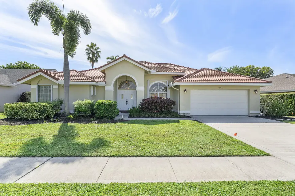 1224 Lake Breeze Drive, Wellington, FL 33414