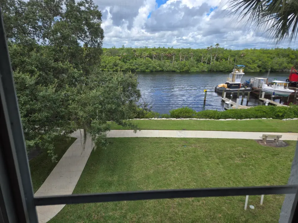 2512 SE Anchorage Cove F-3, Port St. Lucie, FL 34952