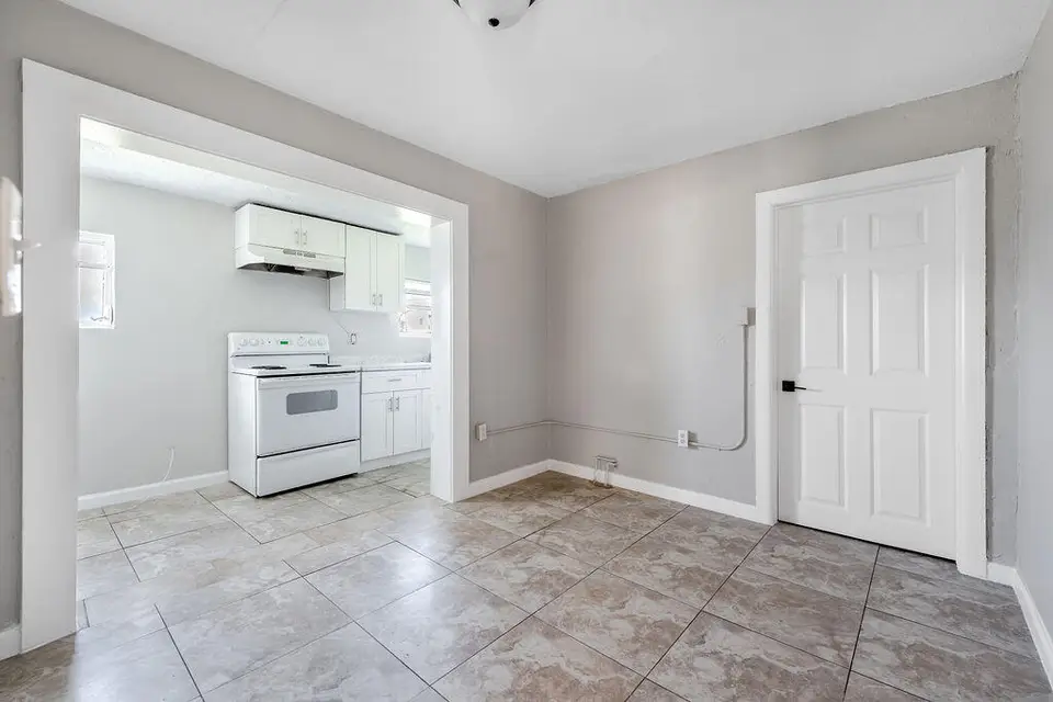 620 SW 6th Street 1, Belle Glade, FL 33430