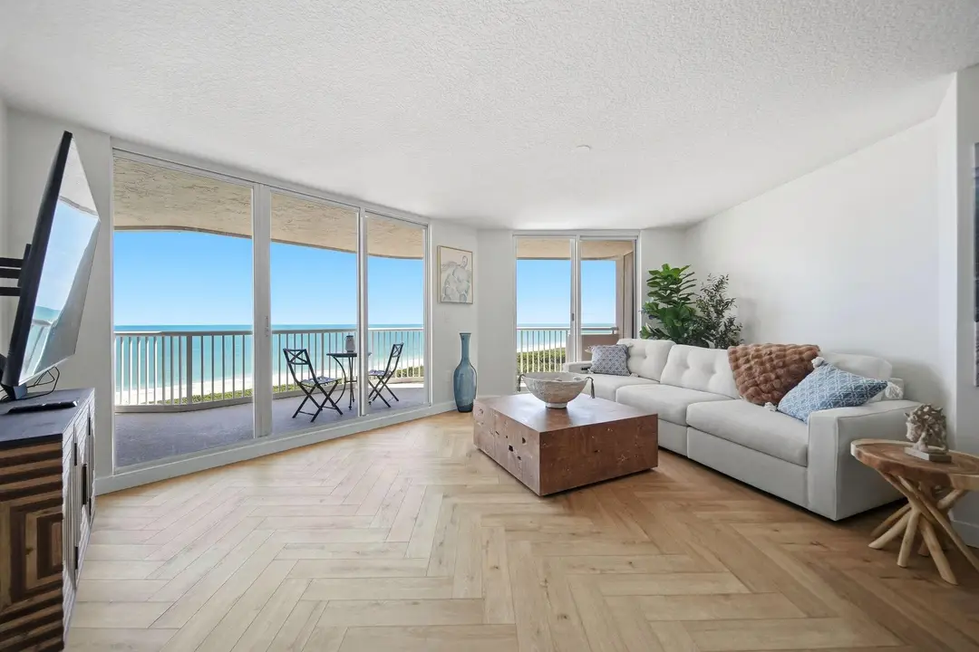 5051 N Highway A1a 11-2, Hutchinson Island, FL 34949