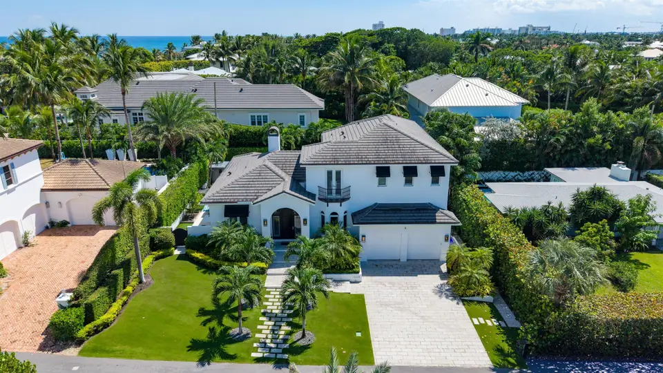 1228 Crestwood Drive, Delray Beach, FL 33483