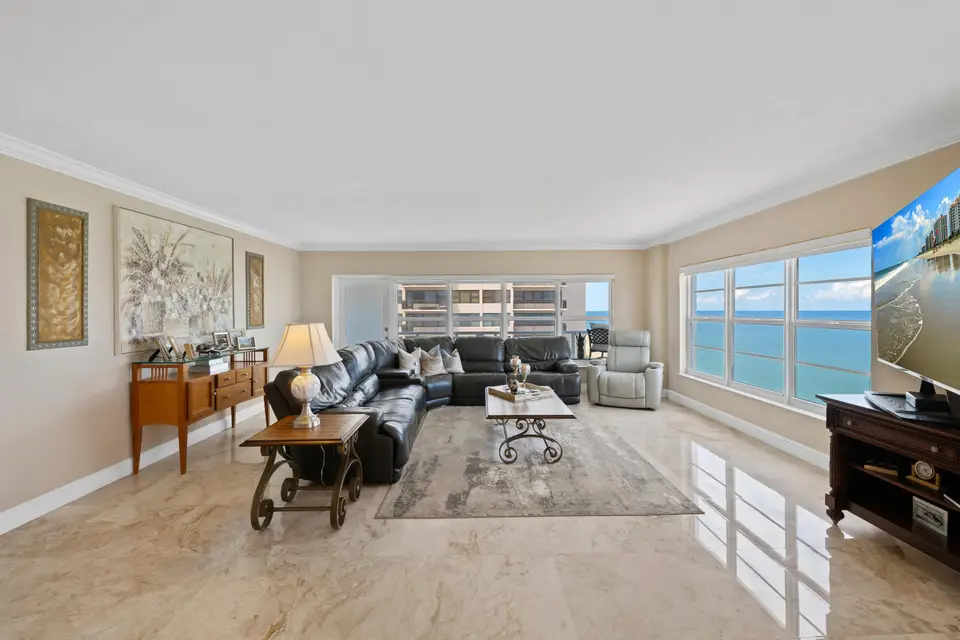 3750 GALT OCEAN Drive 1211, Fort Lauderdale, FL 33308