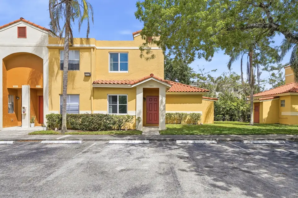 3832 NW 90TH Avenue 3832, Sunrise, FL 33351