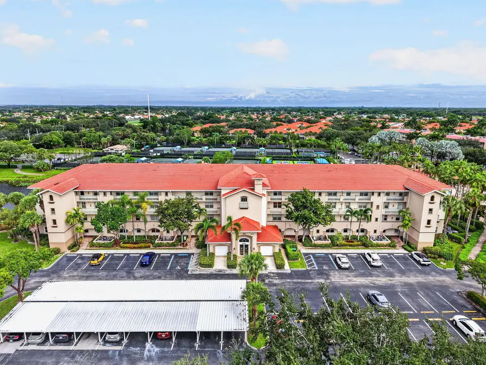 5938 Crystal Shores Drive 104, Boynton Beach, FL 33437