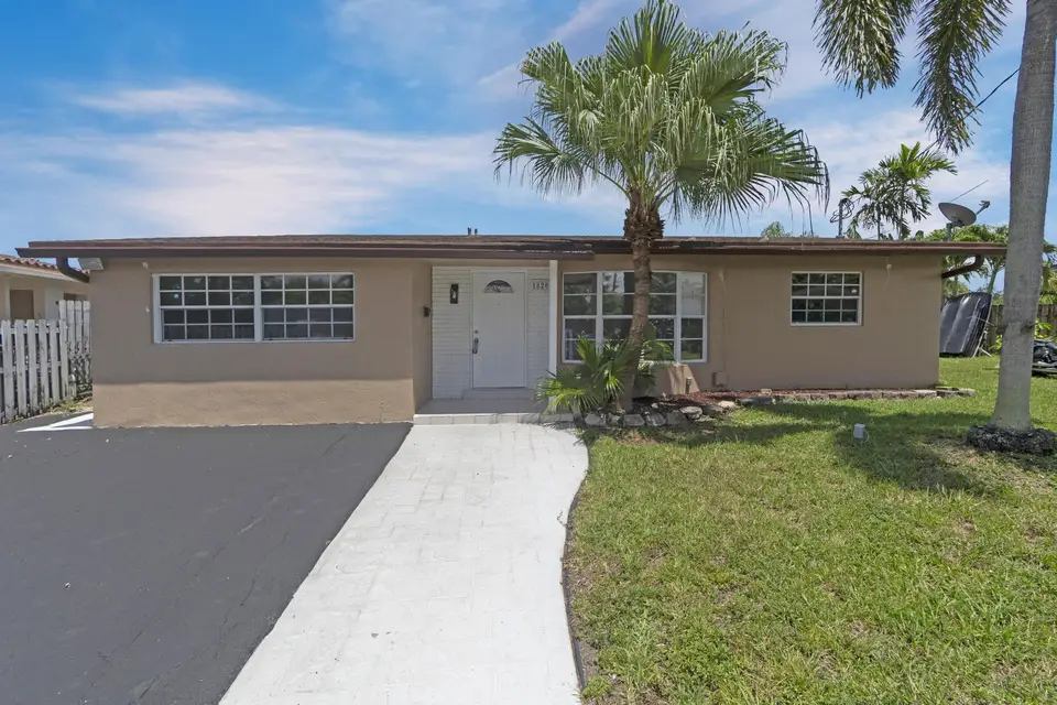 1820 NW 33RD Street, Oakland Park, FL 33309