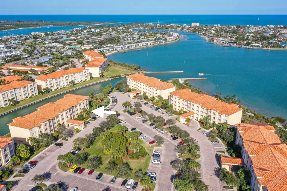 19 Harbour Isle Drive W 106, Fort Pierce, FL 34949
