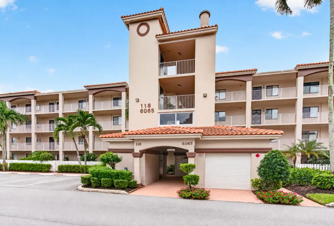 6065 Pointe Regal Circle 403, Delray Beach, FL 33484
