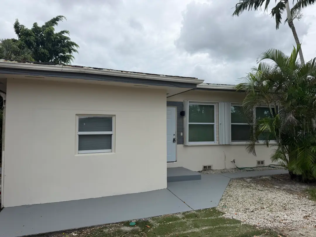 136 BROWARD Avenue 3, Greenacres, FL 33463