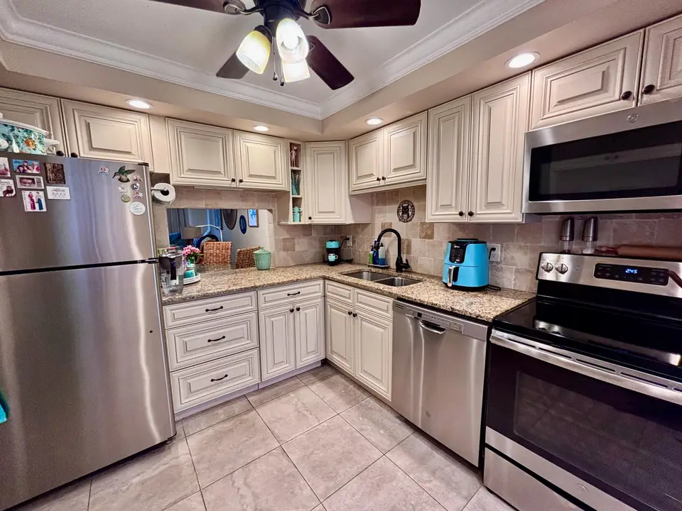400 NE 20th Street B208, Boca Raton, FL 33431