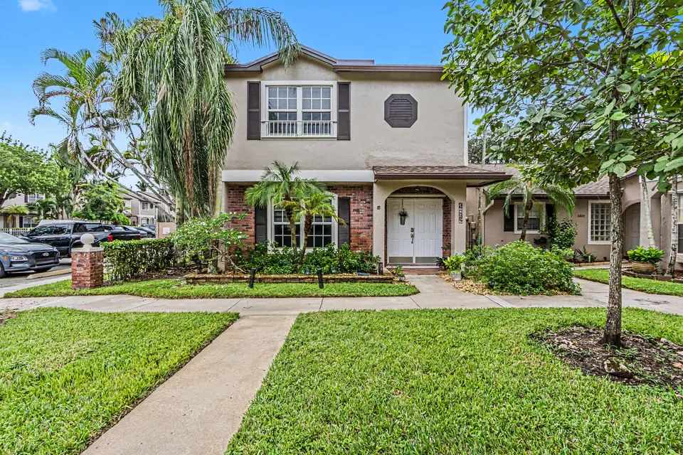 3821 NW 121ST Avenue, Sunrise, FL 33323