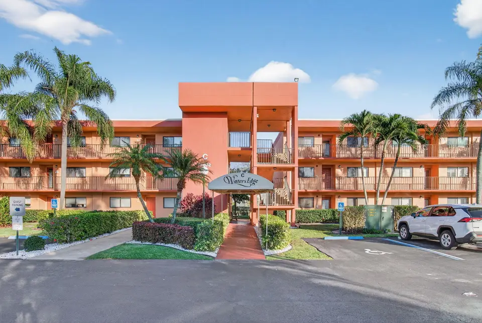 15074 Witney Road 204, Delray Beach, FL 33484