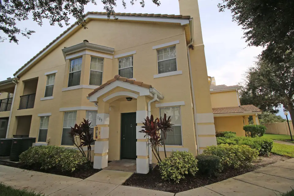 170 SW PEACOCK Boulevard 36-103, Port St. Lucie, FL 34986