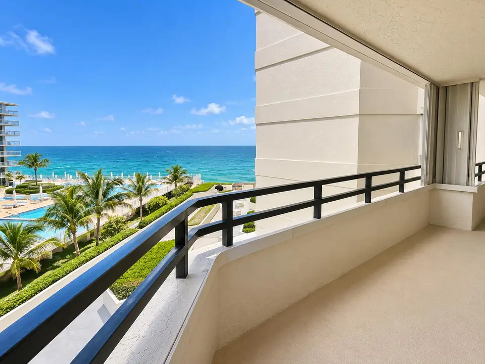 3560 S OCEAN Boulevard 506, South Palm Beach, FL 33480