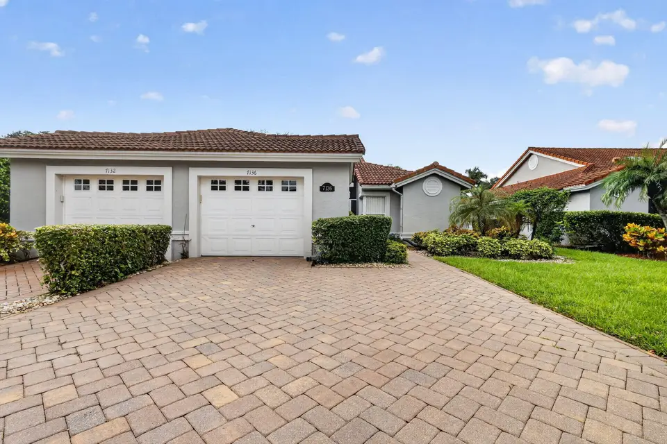 7136 Summer Tree Drive, Boynton Beach, FL 33437